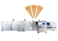 ねり粉のタンクおよびポンプ施設管理が付いている注文のローラーの砂糖の円錐形の生産ライン/産業アイス クリーム メーカー