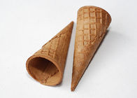 手製のチョコレート・アイス・クリームは店/店のための生産を関連付けました